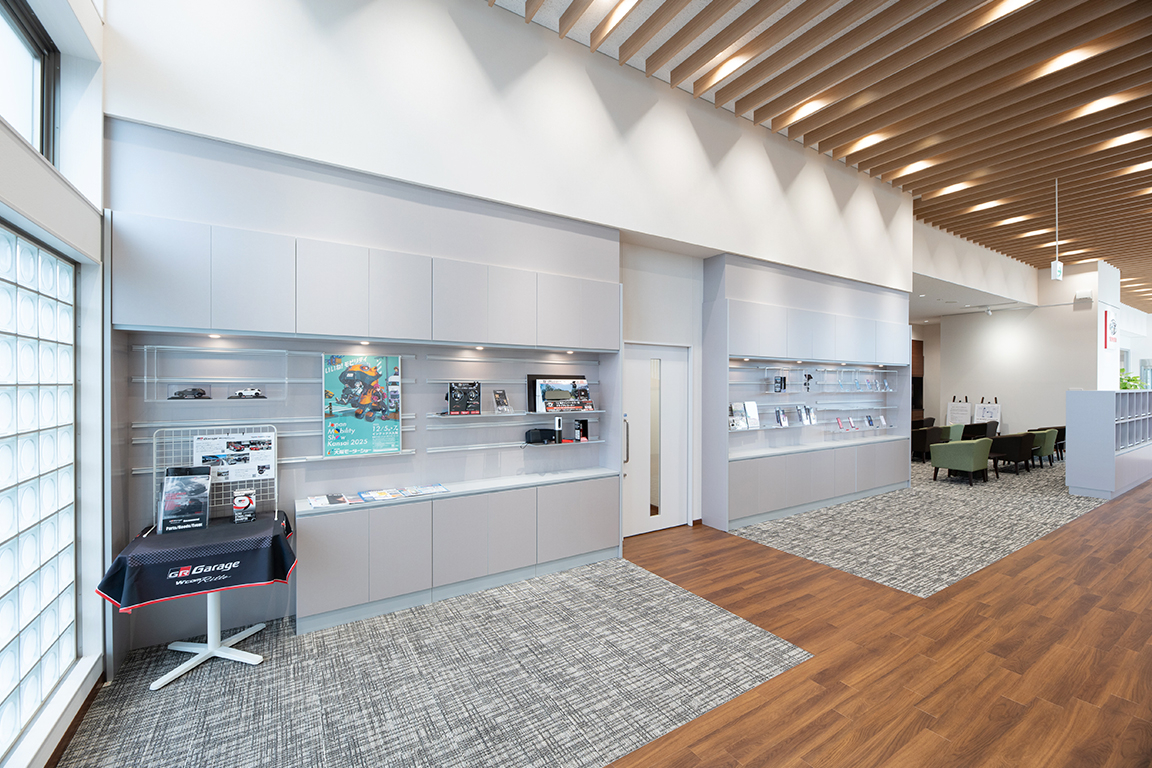 店舗画像_高島店ショールーム③_202512