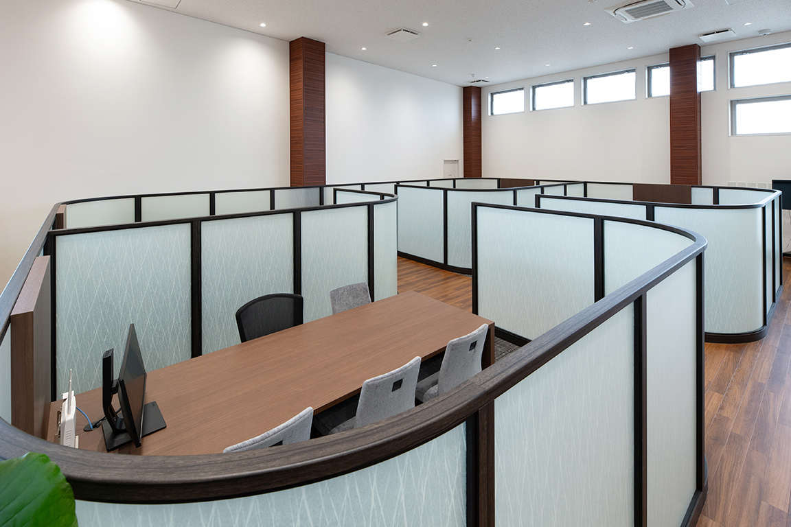 店舗画像_高島店商談ルーム②_202512