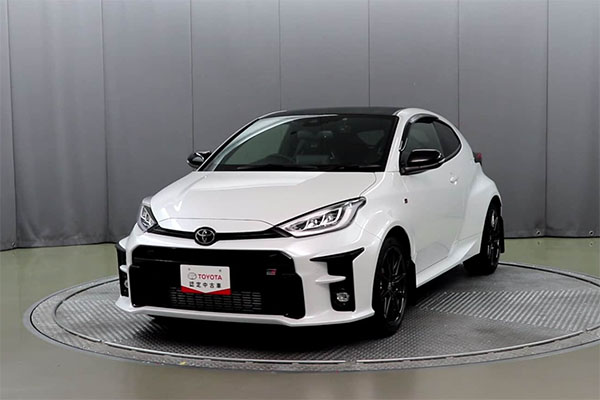 認定中古車GRヤリス RZ ハイパフォーマンス