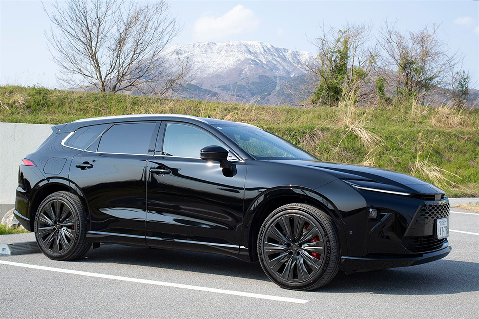 クラウンエステートRS（PHEV）