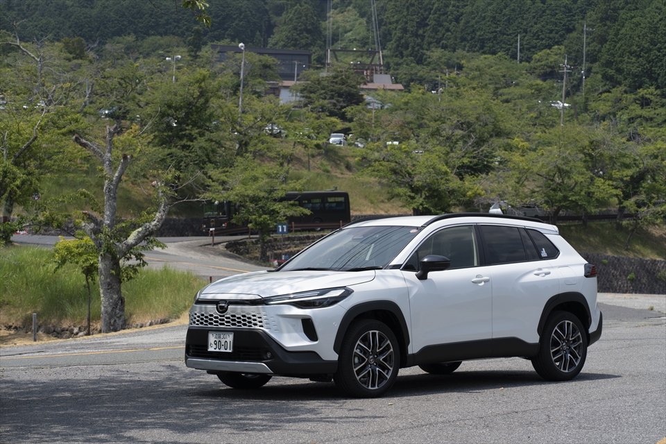 カローラクロス Z