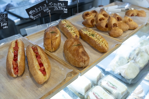 パンとケーキのお店 fuwari
