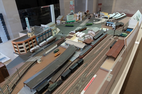 柳が崎湖畔公園 びわ湖大津館