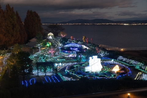 柳が崎湖畔公園 びわ湖大津館