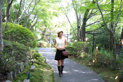 木陰を吹き抜ける風が心地よく、思わず深呼吸