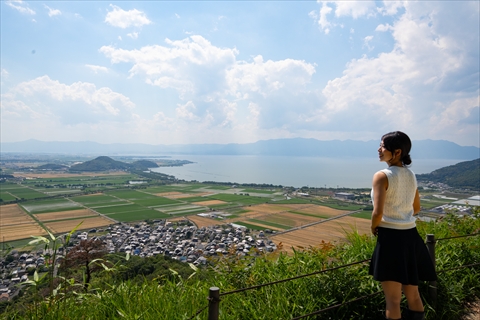 西の丸跡から望む、琵琶湖のパノラマ